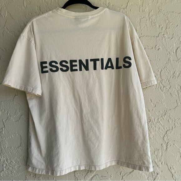 ESSENTIALS Tee Shirt Men Large Graphic Spellout - Picture 3 of 6